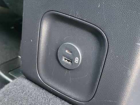 Used 2022 Ford Escape SE image 22