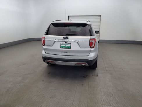 Used 2016 Ford Explorer Limited w/ Equipment Group 301A AWD/4WD image 7
