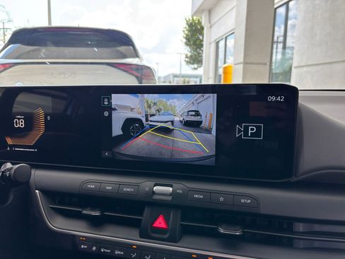 Used 2025 Kia K4 FWD image 24