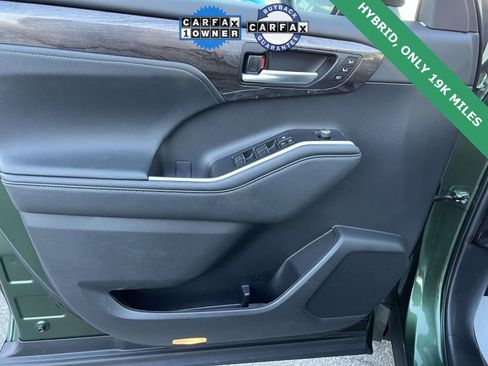Used 2023 Toyota Highlander Limited image 20