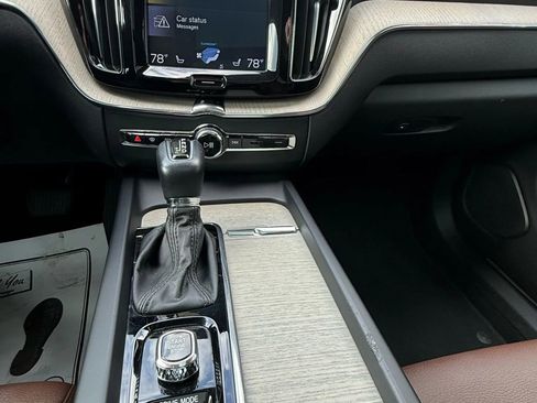 Used 2020 Volvo XC60 T5 Inscription image 18