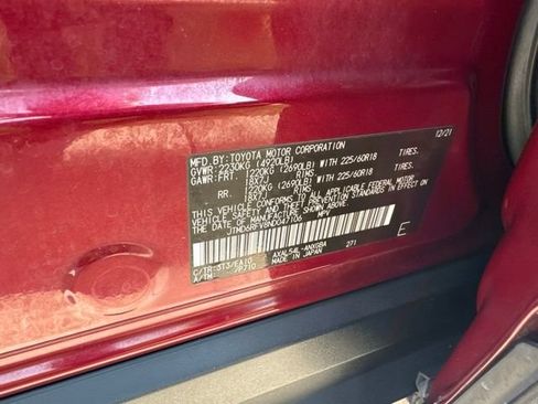 Used 2022 Toyota RAV4 Limited AWD/4WD image 16