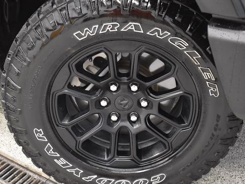 Used 2025 RAM 1500 Rebel w/ G/T Package AWD/4WD image 30