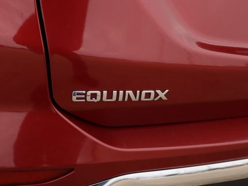 Used 2018 Chevrolet Equinox LT w/ Sun & Infotainment Package image 32