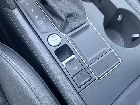 Used 2019 Volkswagen Atlas SE image 61