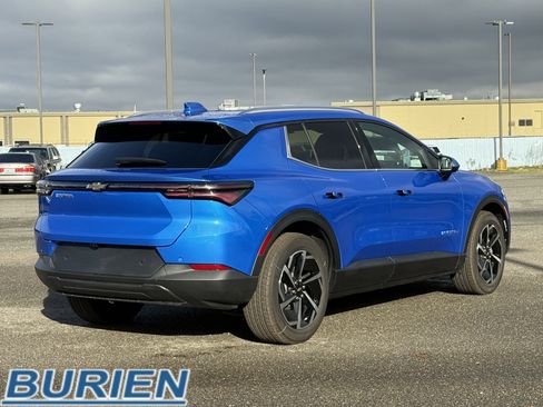 New 2026 Chevrolet Equinox EV LT image 5