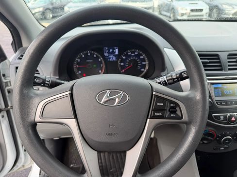 Used 2017 Hyundai Accent SE image 15