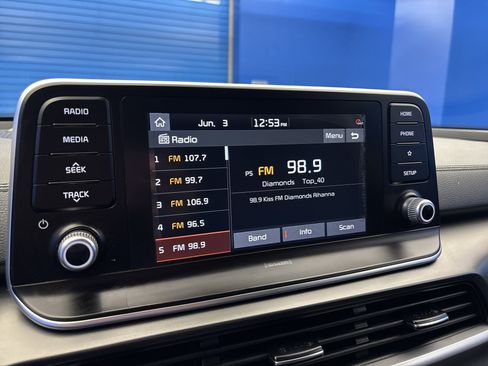 Used 2020 Kia Telluride S AWD/4WD image 19