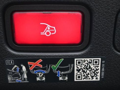 New 2026 Mercedes-Benz CLE 53 AMG 4MATIC Cabriolet image 16