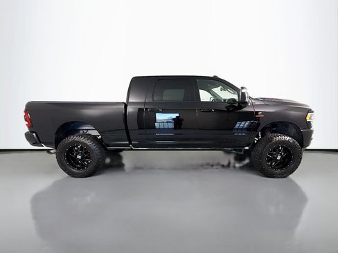 Used 2024 RAM 3500 Laramie w/ Night Edition AWD/4WD image 8