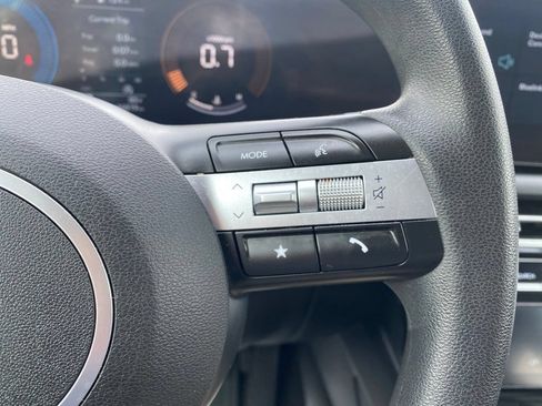 Certified 2025 Hyundai Tucson SEL AWD/4WD image 22