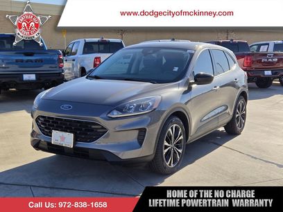 Used 2022 Ford Escape SE w/ SE Sport Appearance Package