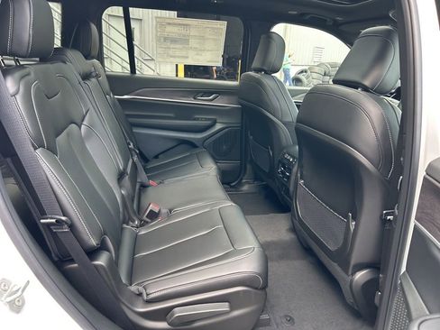 New 2025 Jeep Grand Cherokee L Limited w/ Trailer Tow Package image 45