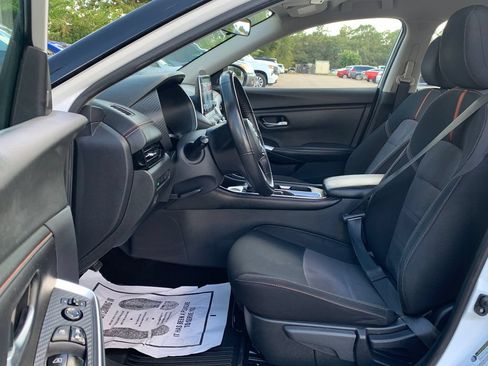 Used 2022 Nissan Sentra SR FWD image 21