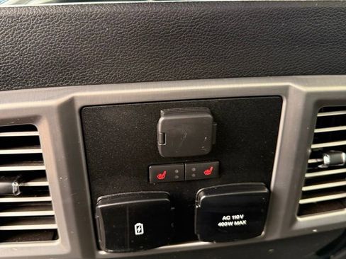 Used 2020 Ford F150 Platinum w/ Equipment Group 701A Luxury image 12