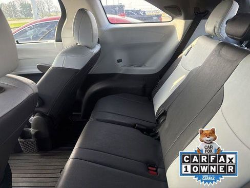 Certified 2023 Toyota Sienna XSE w/ XSE Plus Package image 5