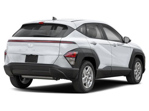 New 2026 Hyundai Kona SE image 2