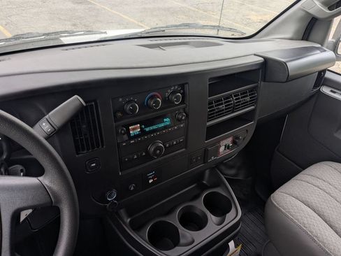 New 2026 GMC Savana 2500 w/ Driver Convenience Package RWD image 20
