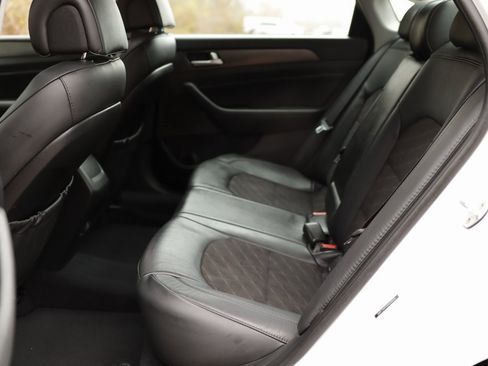 Used 2017 Hyundai Sonata Sport w/ Value Edition Package 02 image 27