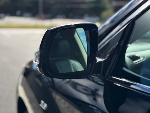 Used 2019 INFINITI QX60 Luxe w/ Essential Package image 41