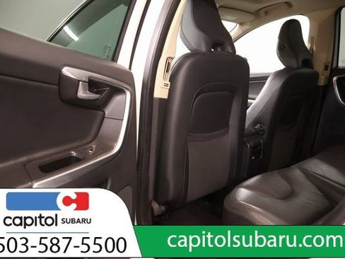 Used 2013 Volvo XC60 3.2 FWD image 29
