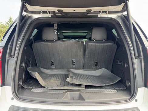 Used 2021 Chevrolet Tahoe Premier w/ Premium Package AWD/4WD image 40