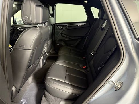 New 2026 Porsche Macan image 23