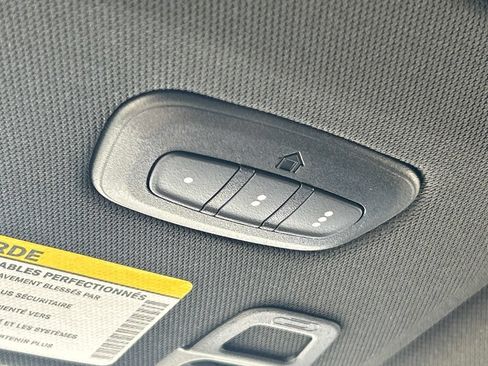 Certified 2025 Jeep Grand Cherokee Limited AWD/4WD image 33
