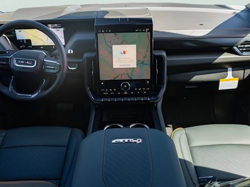 New 2026 GMC Yukon XL AT4 w/ AT4 Premium Package AWD/4WD image 20