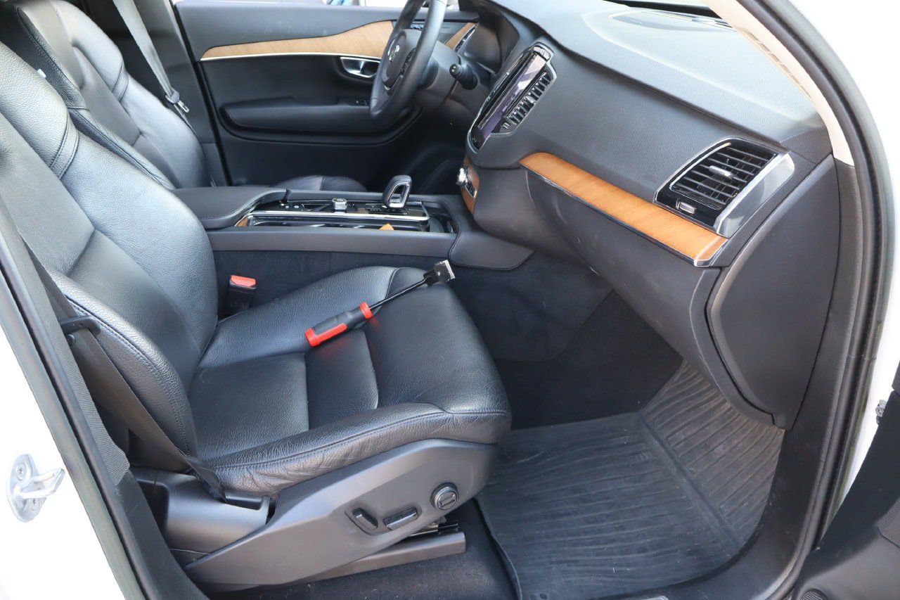 Used 2023 Volvo XC90 B6 Plus w/ Protection Package Premier AWD/4WD image 19