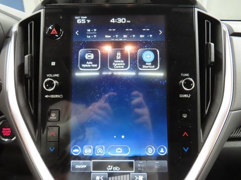 Used 2025 Subaru Crosstrek 2.0i Premium AWD/4WD image 16