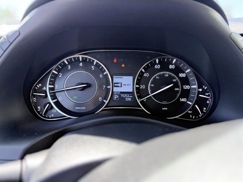 Used 2019 Nissan Armada SV w/ Driver Package RWD image 15
