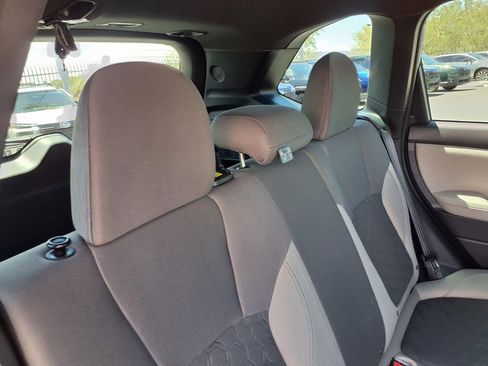 Used 2025 Subaru Forester w/ Convenience Package #2 AWD/4WD image 21