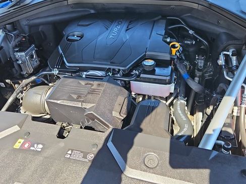 Used 2023 Genesis GV70 2.5T w/ Sport Prestige Package image 10