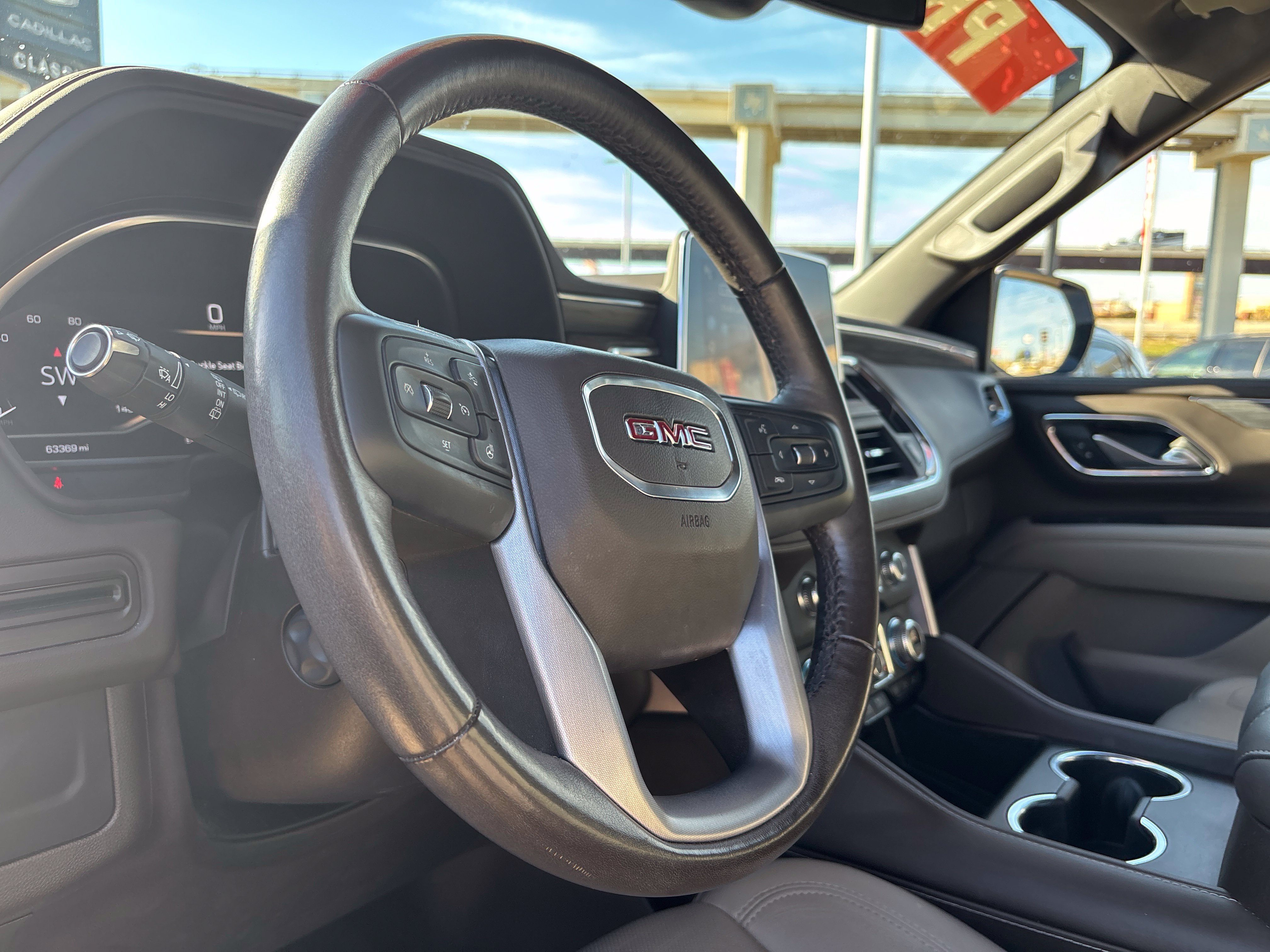 Used 2022 GMC Yukon SLT w/ SLT Luxury Package AWD/4WD image 27