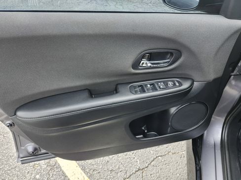 Used 2019 Honda HR-V Sport image 24