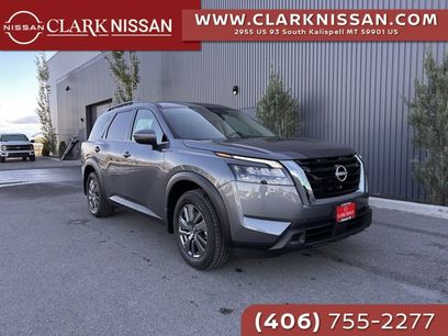New 2025 Nissan Pathfinder SV