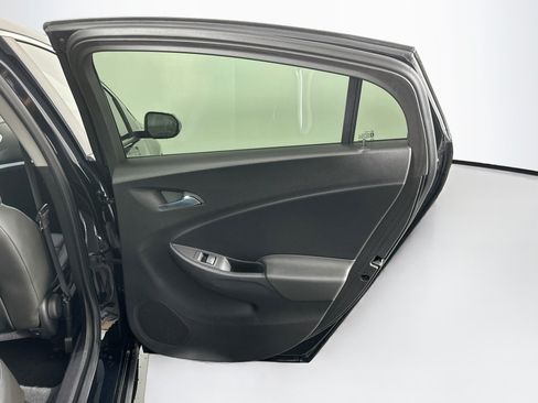 Used 2019 Chevrolet Volt LT w/ Power Convenience Package FWD image 28