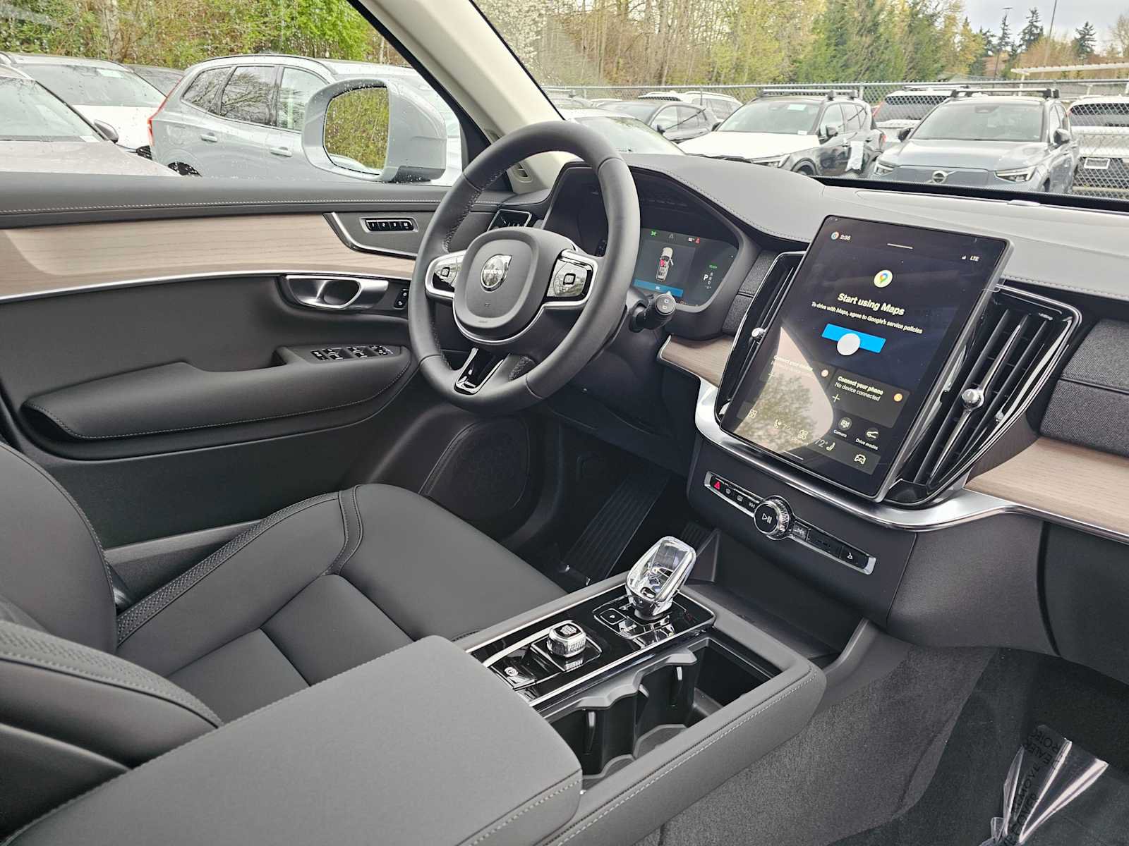 New 2026 Volvo XC90 T8 Plus w/ Protection Package AWD/4WD image 10