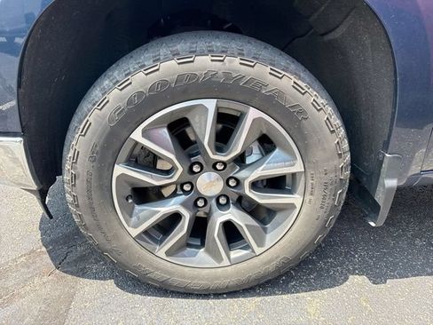Certified 2023 Chevrolet Silverado 1500 LT AWD/4WD image 6
