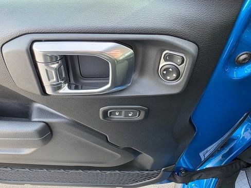 New 2026 Jeep Gladiator Sport image 11