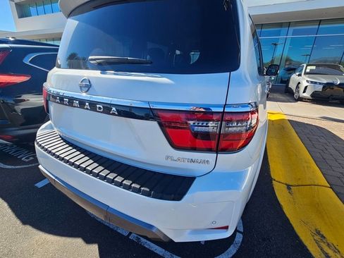 Used 2022 Nissan Armada Platinum w/ Captain's Chairs Package image 7