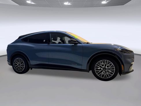 Used 2024 Ford Mustang Mach-E Premium RWD image 8
