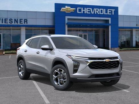 New 2026 Chevrolet Trax LT image 7