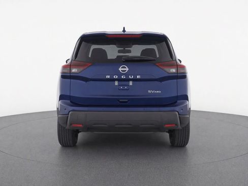 Used 2024 Nissan Rogue SV AWD/4WD image 5