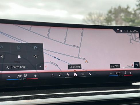 Certified 2025 BMW X5 xDrive40i w/ M Sport Package image 37