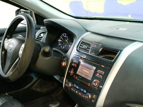 Used 2013 Nissan Altima 2.5 SL image 10