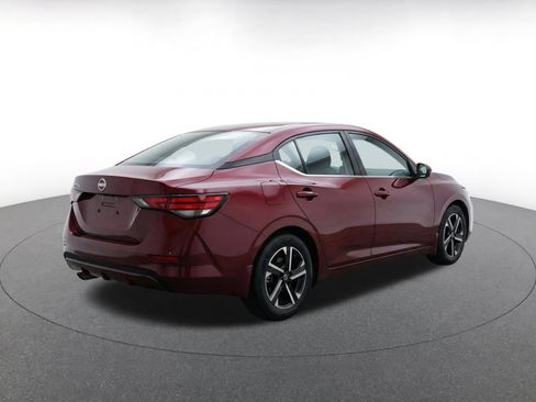 Used 2025 Nissan Sentra SV FWD image 9