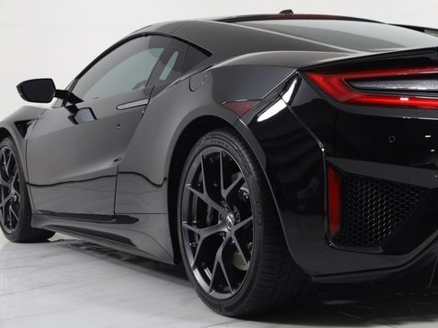 Used 2021 Acura NSX image 31