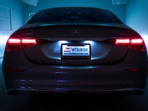 Used 2022 Mercedes-Benz S 580 4MATIC Sedan image 32